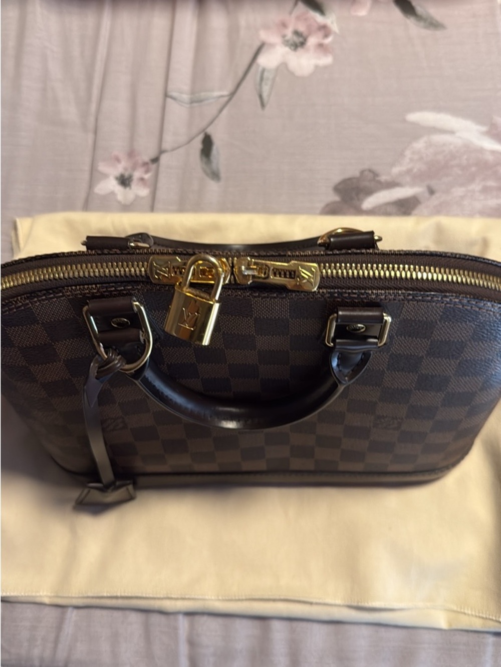 Authentic Louis Vuitton, Alma PM - Picture 3 of 12
